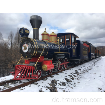 Alte Design-Lokomotive! Lokomotive, die sich im Schnee bewegen